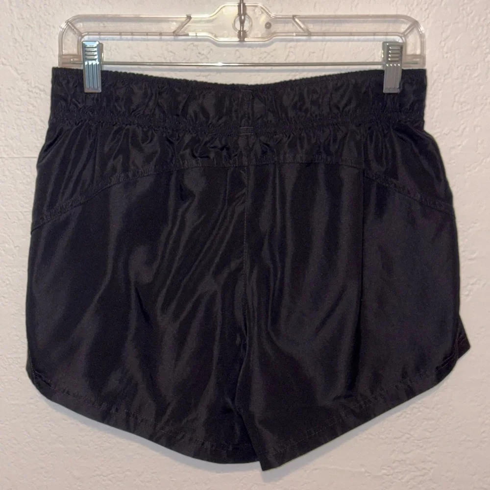 Athletic Works Black Running Shorts Women’s Size Medium 8-10